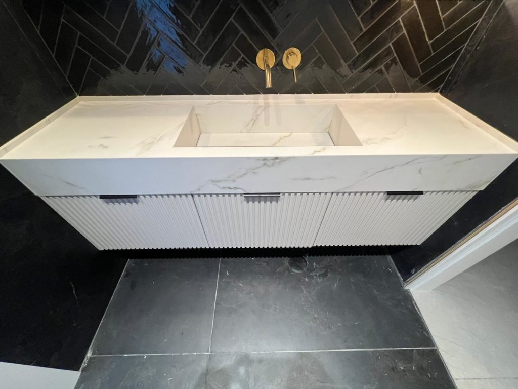 MARMORINO ORO 8350 LAMINAM מט
