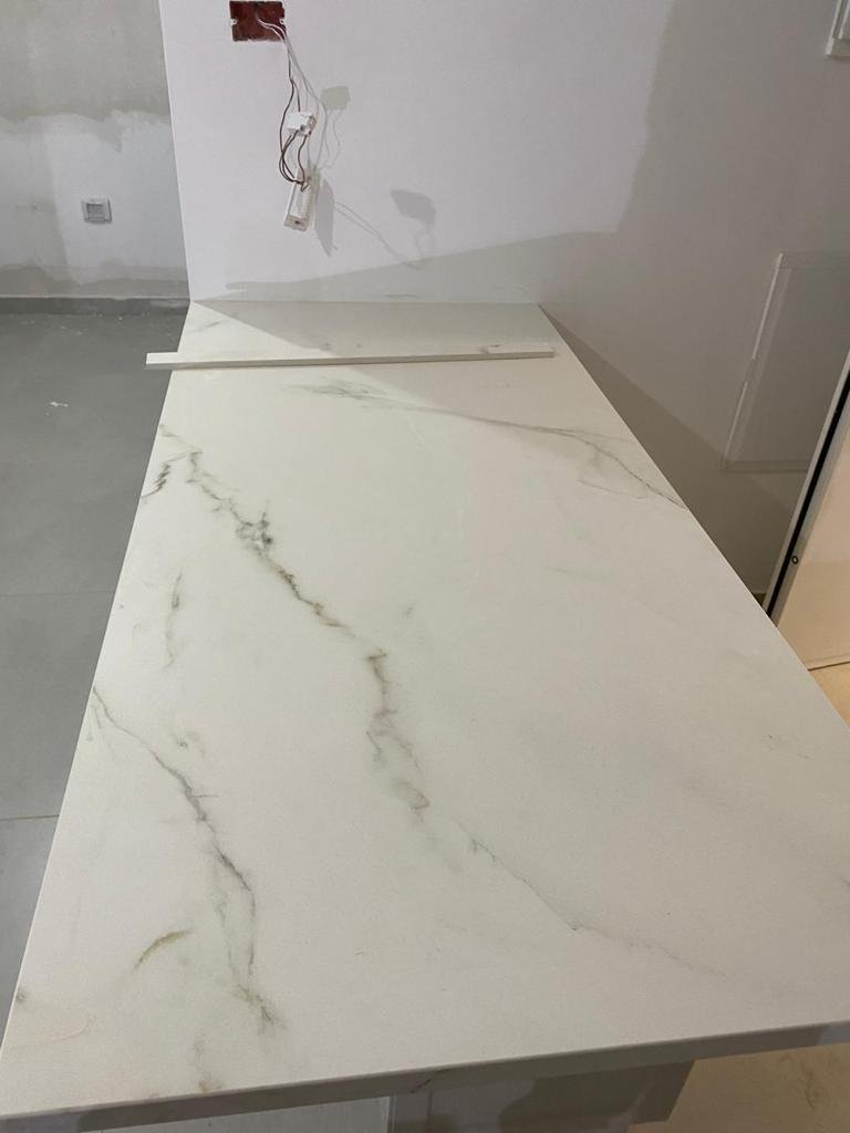 MARMORINO ORO 8350 LAMINAM מט
