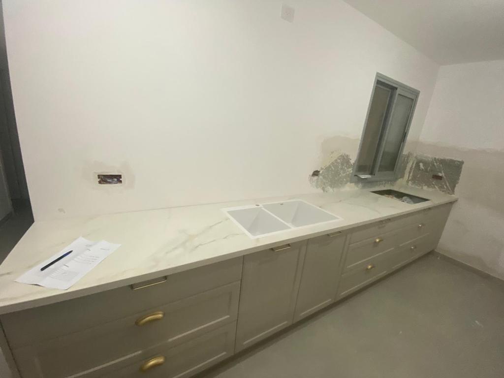 MARMORINO ORO 8350 LAMINAM מט
