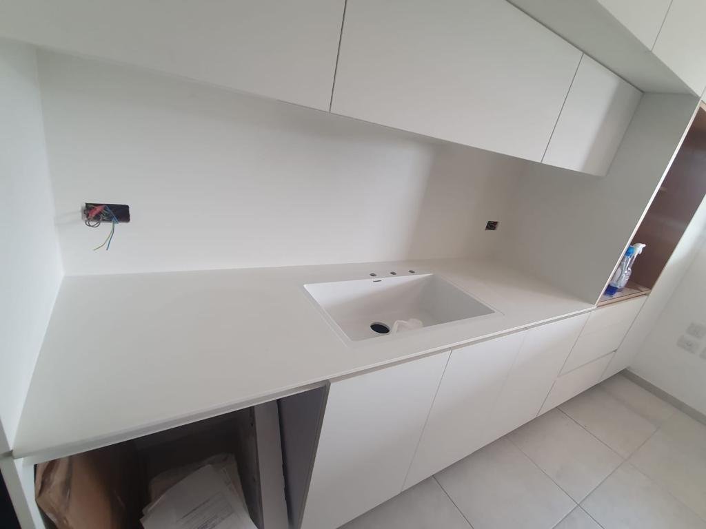 BIANCO ASSOLUTO 8111 LAMINAM מט