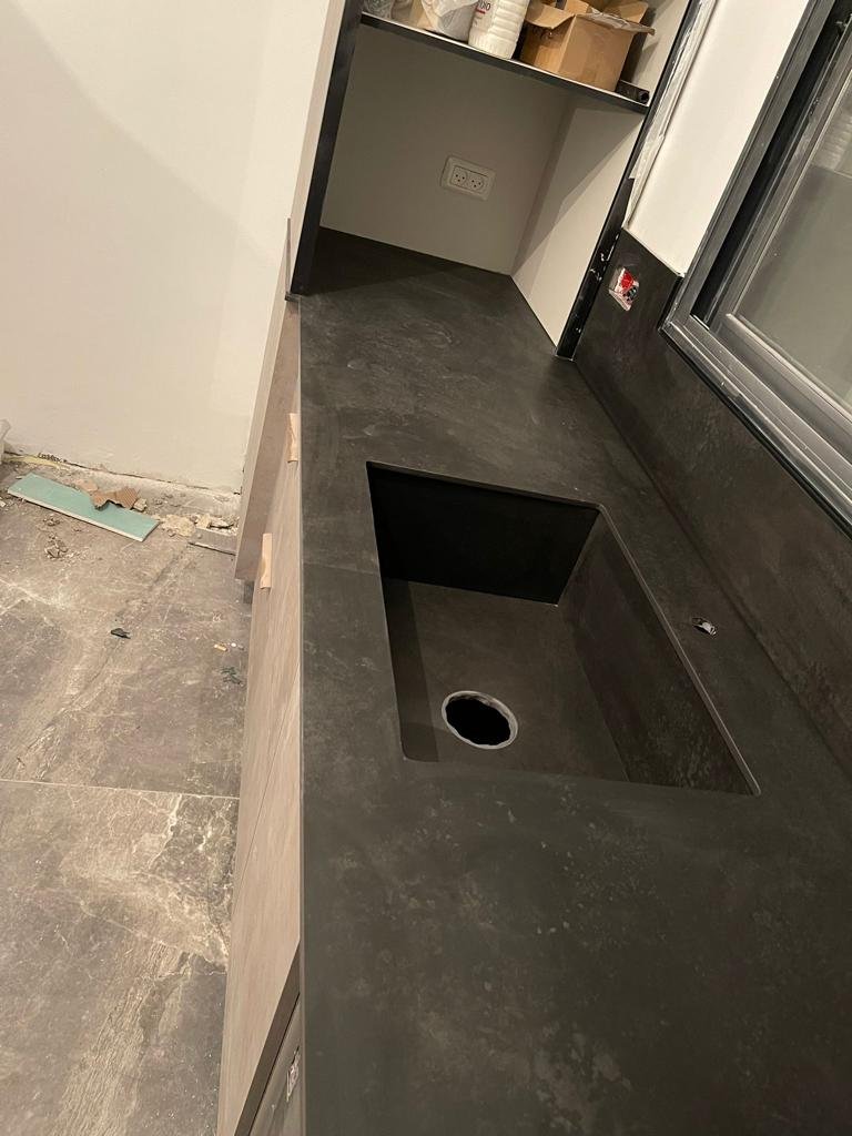 OSSIDO NERO 8245 LAMINAM מט