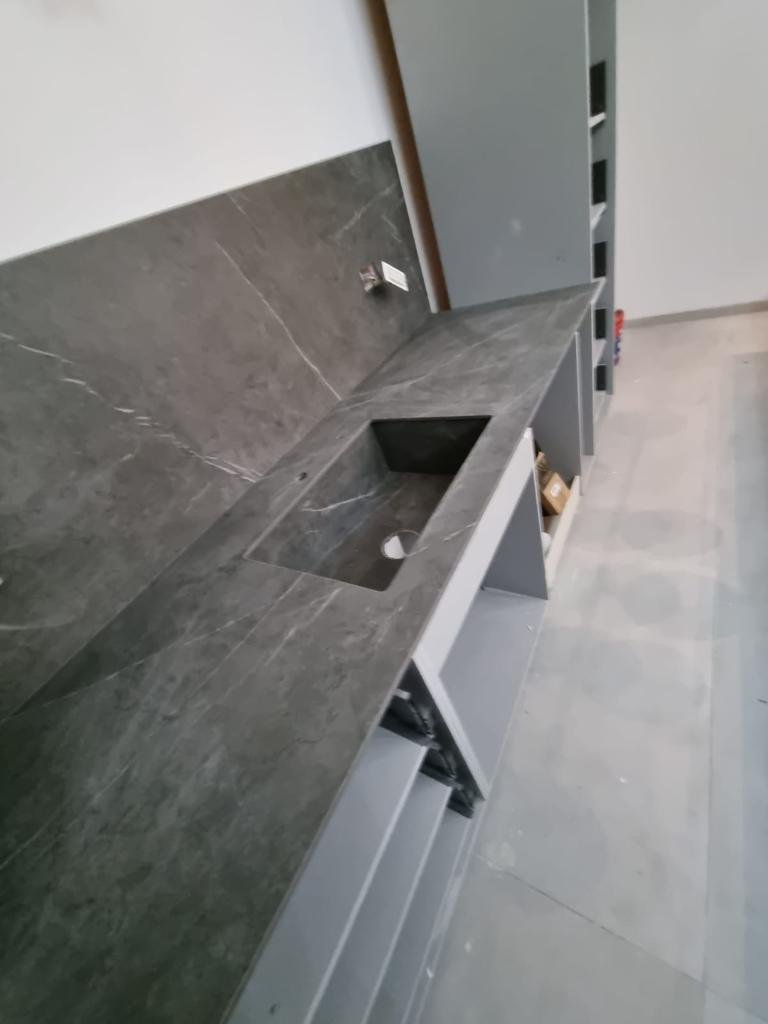 PIETRA GREY 8595 LAMINAM מט