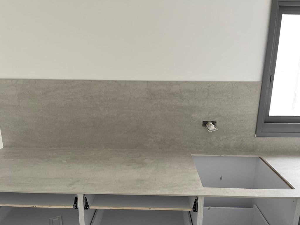PIETRA DI SAVOIA PERLA 8585 LAMINAM מט