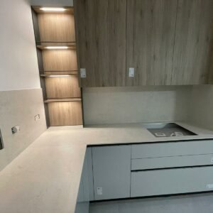 משטח למטבח DEKTON דגם LUNAR לונר