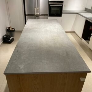 משטח למטבח DEKTON דגם SOKE