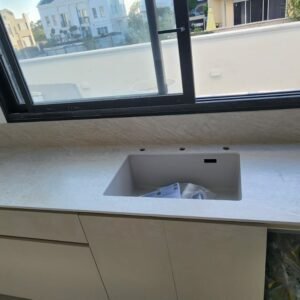 משטח למטבח DEKTON דגם LIQUID SHELL ליקוויד שאל
