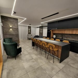 OSSIDO NERO 8245 LAMINAM מט