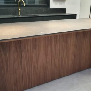 משטח למטבח LAMINAM דגם NERO GRECO 8545 בגימור מט