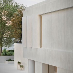 משטח למטבח INFINITY דגם Travertino Bianco SE13 בגימור מט