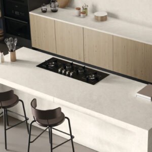 משטח למטבח POLOSTONE דגם SANDSTONE IVORY בגימור מט